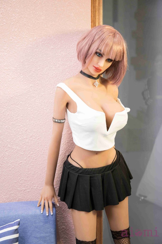Sexpuppe Chloe | 21 Jahre | 158cm | D-Körbchen